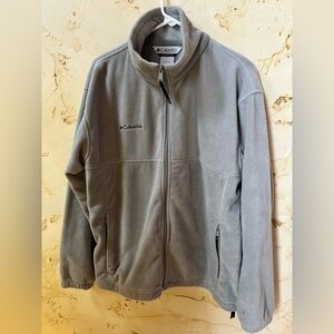 Columbia Men's Light Gray Fleece Jacket Like New